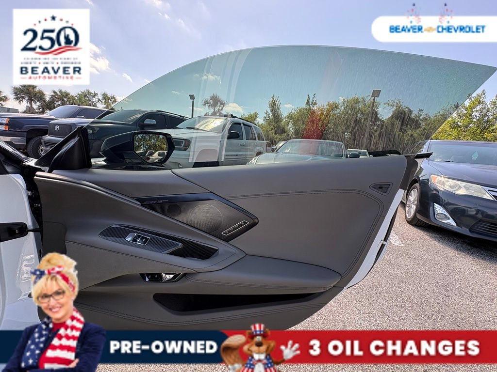Used 2025 Chevrolet Corvette Stingray Premium Conv w/ Z51 Performance Package RWD image 29