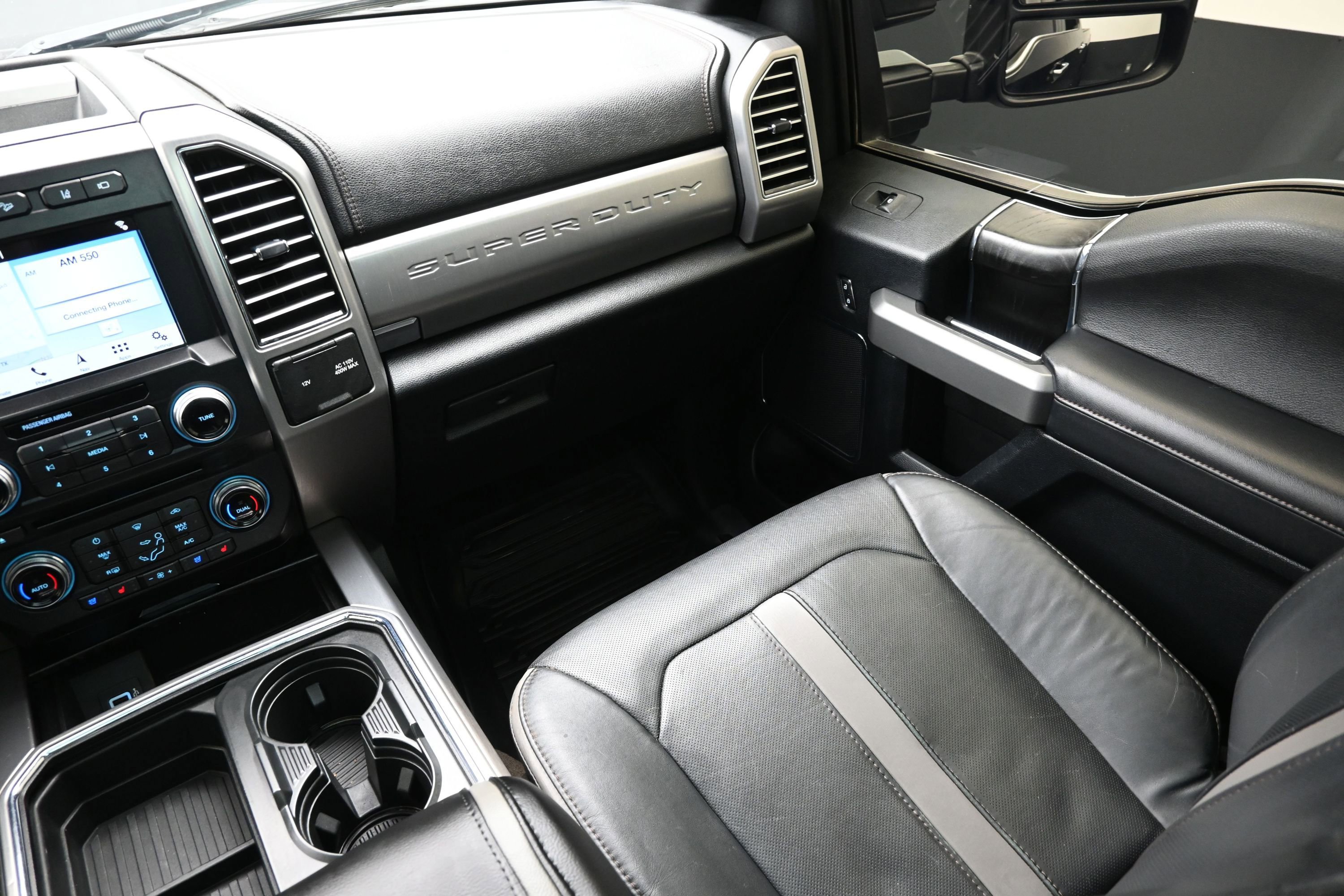 Used 2018 Ford F250 Platinum w/ Platinum Ultimate Package AWD/4WD image 37