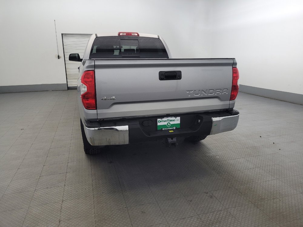 Used 2015 Toyota Tundra SR5 AWD/4WD image 6
