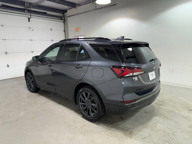 Certified 2022 Chevrolet Equinox RS w/ RS Leather Package image 5