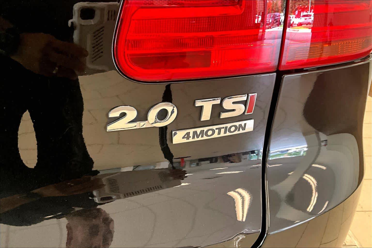 Used 2013 Volkswagen Tiguan SE AWD/4WD image 9
