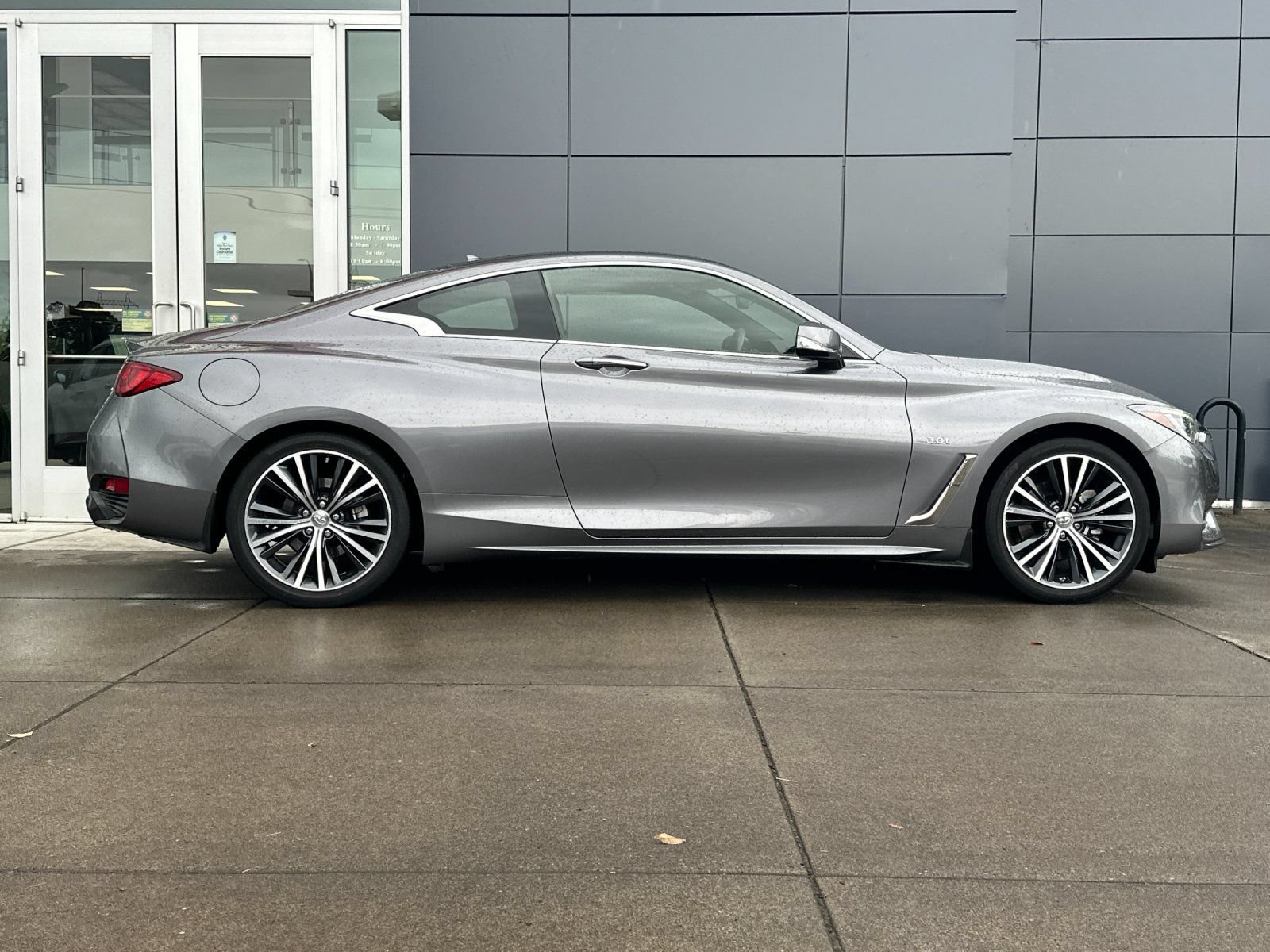 Used 2018 INFINITI Q60 3.0t Luxe w/ Sensory Package 3.0T Luxe AWD/4WD image 2