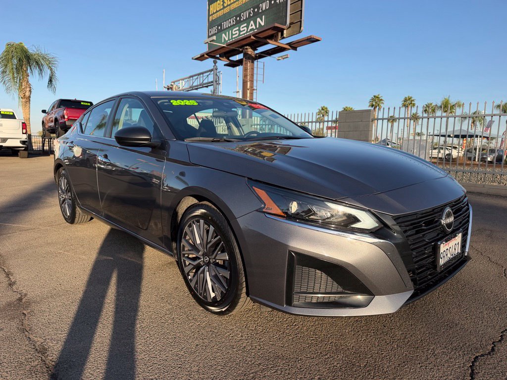 Certified 2025 Nissan Altima 2.5 SV FWD 360° Tour