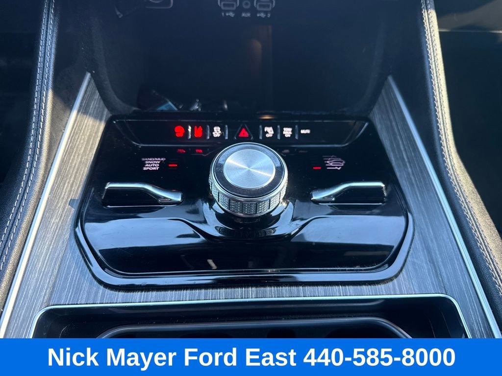 Used 2024 Jeep Wagoneer Series III image 10