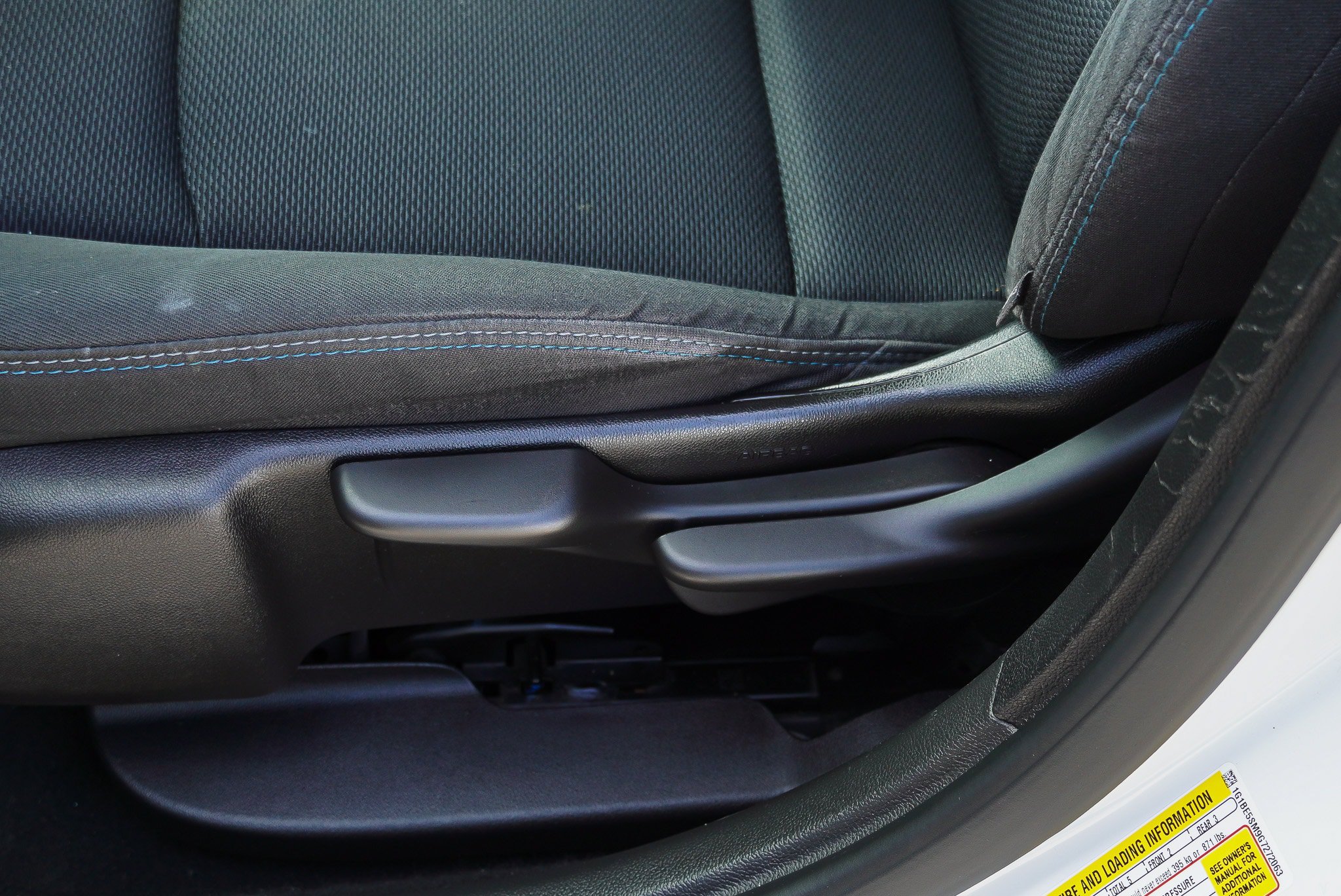 Used 2016 Chevrolet Cruze LT FWD image 17