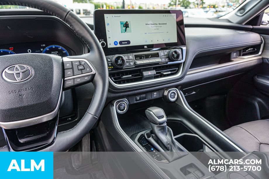 Used 2026 Toyota Grand Highlander AWD image 34