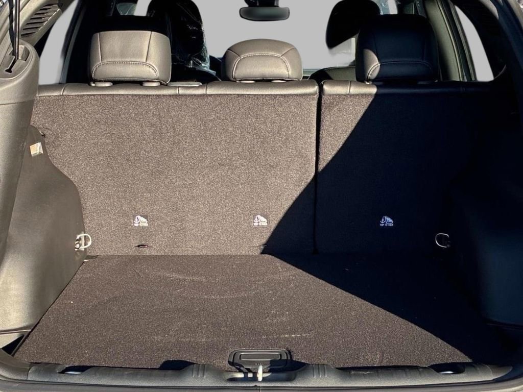 New 2026 Jeep Compass Limited image 5