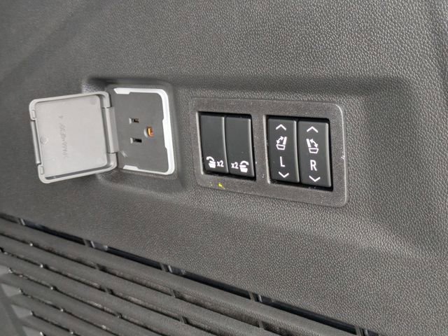 New 2026 Chevrolet Tahoe High Country image 36