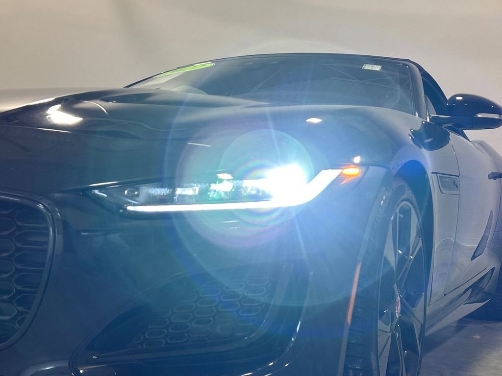 Used 2022 Jaguar F-TYPE R-Dynamic image 10