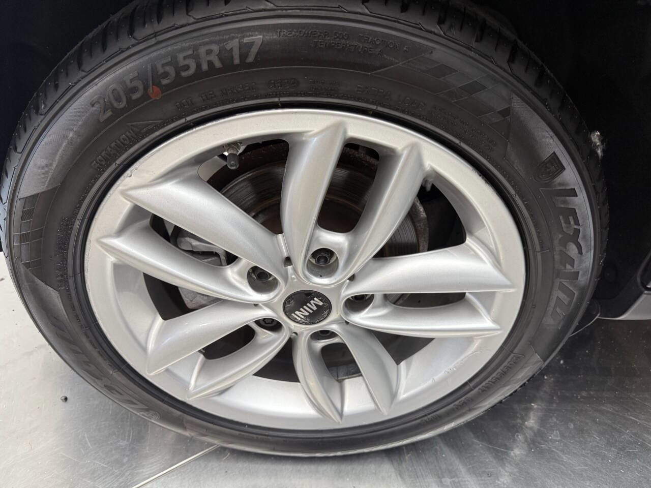 Used 2011 MINI Cooper Countryman image 17