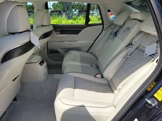 Used 2025 Genesis G90 3.5T image 8