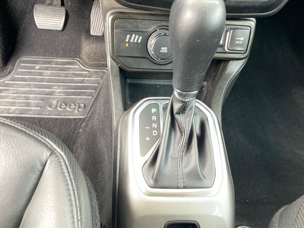 Used 2022 Jeep Renegade Limited AWD/4WD image 12