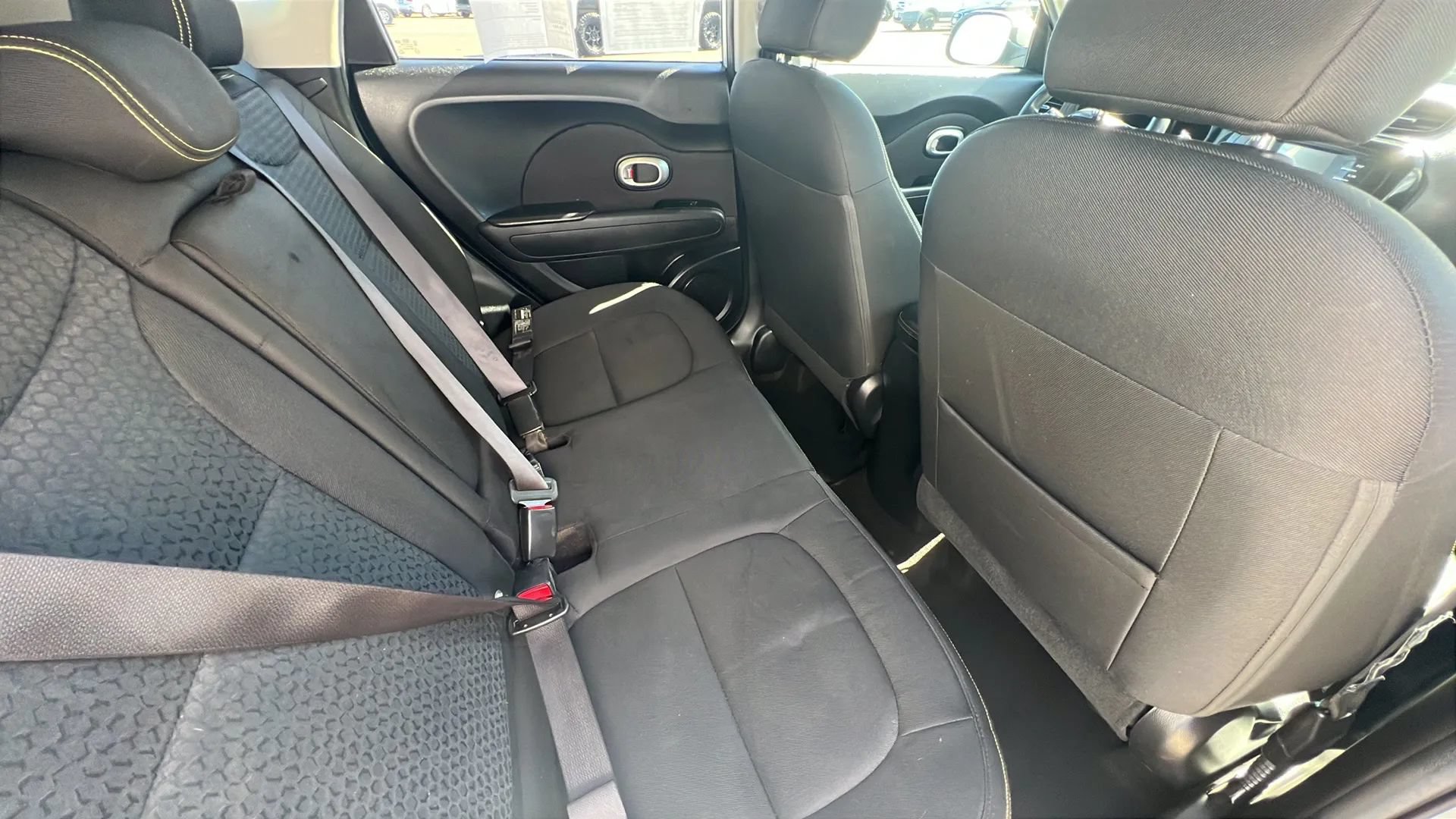 Used 2016 Kia Soul + FWD image 6