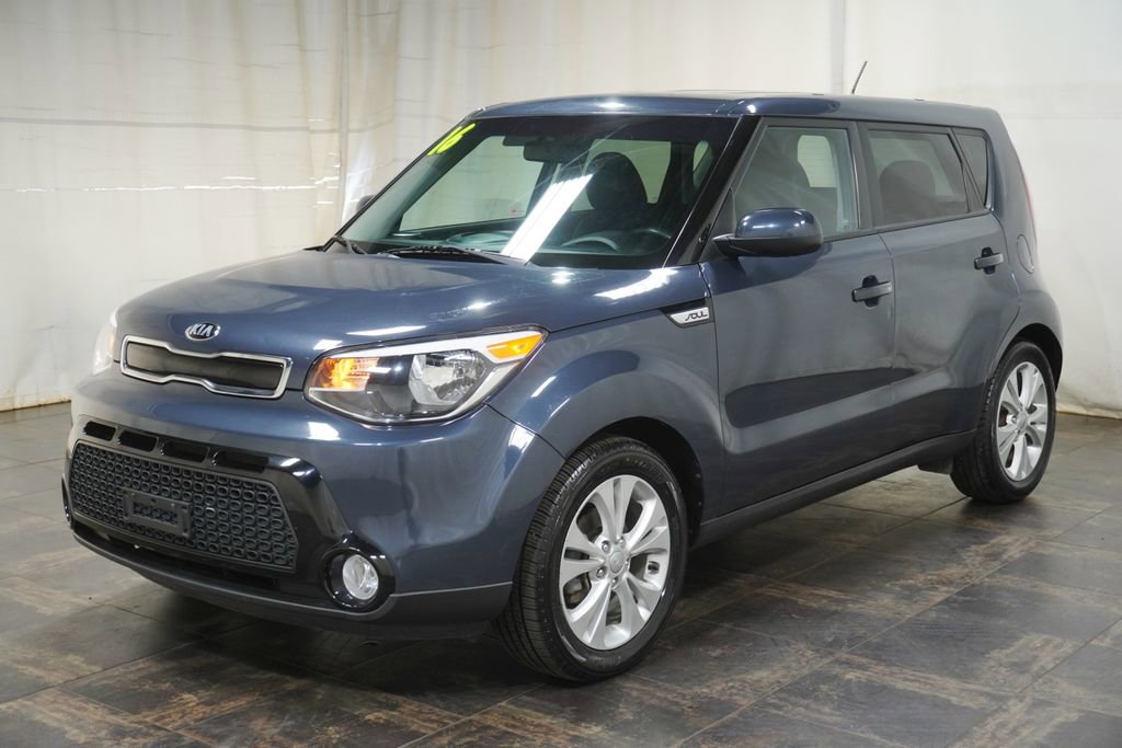 Used 2016 Kia Soul + FWD image 2