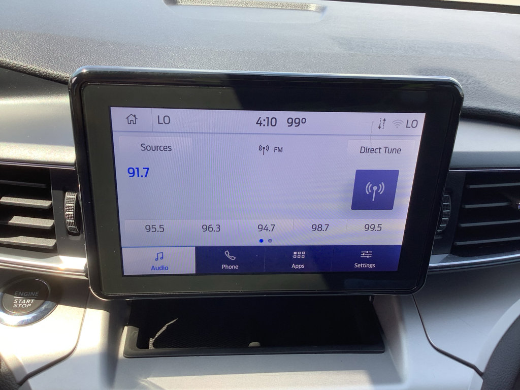 Used 2022 Ford Explorer XLT w/ Equipment Group 202A image 16