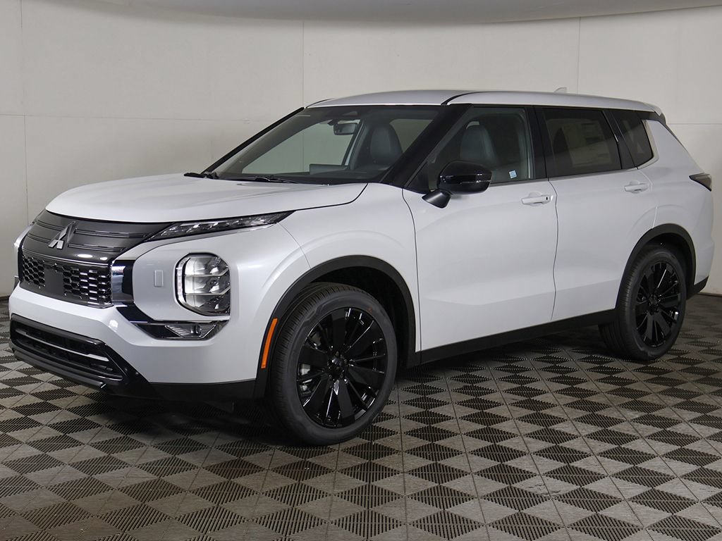New 2026 Mitsubishi Outlander LE AWD/4WD image 8