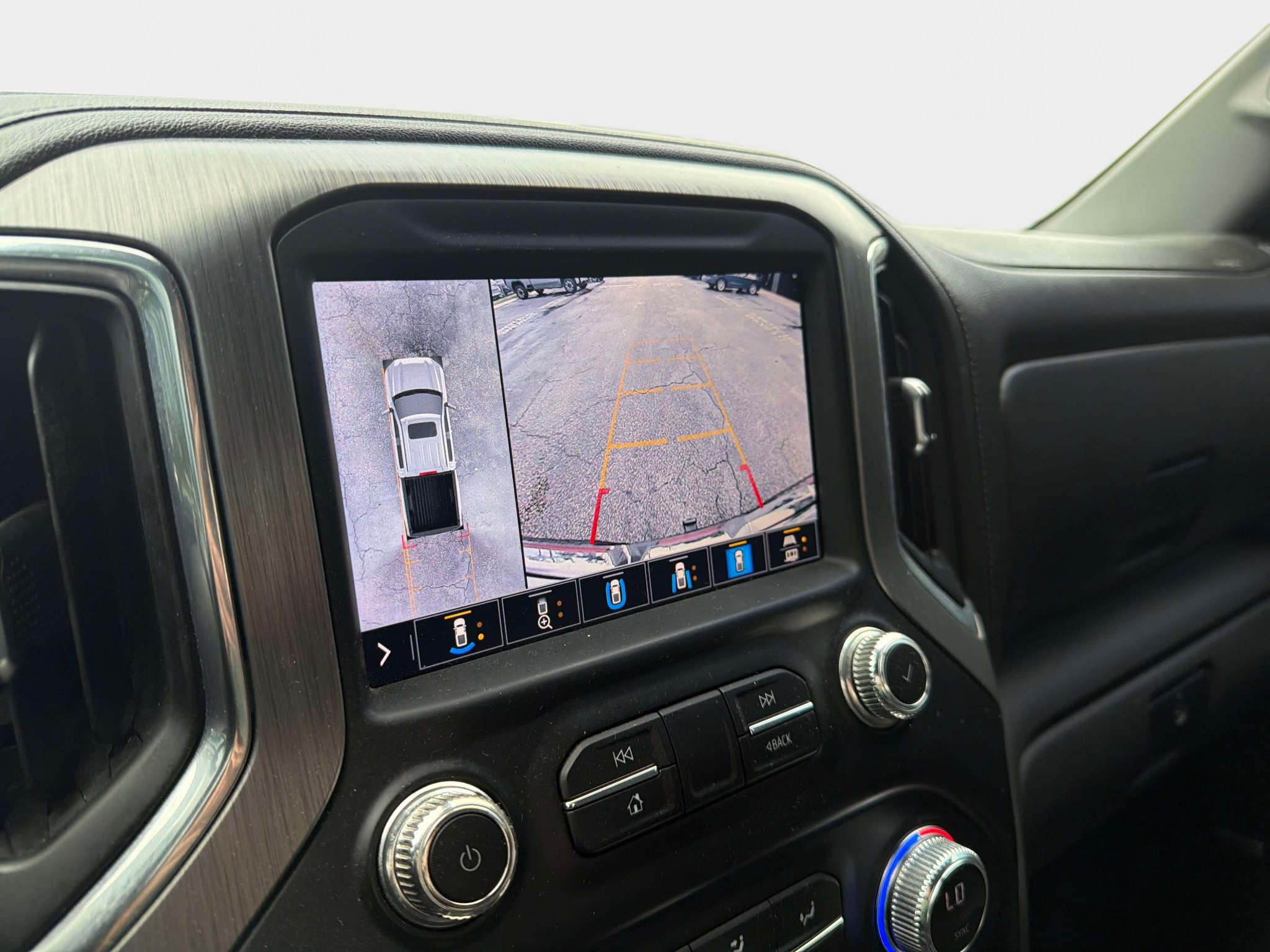 Used 2021 GMC Sierra 1500 Denali w/ Denali Ultimate Package AWD/4WD image 40