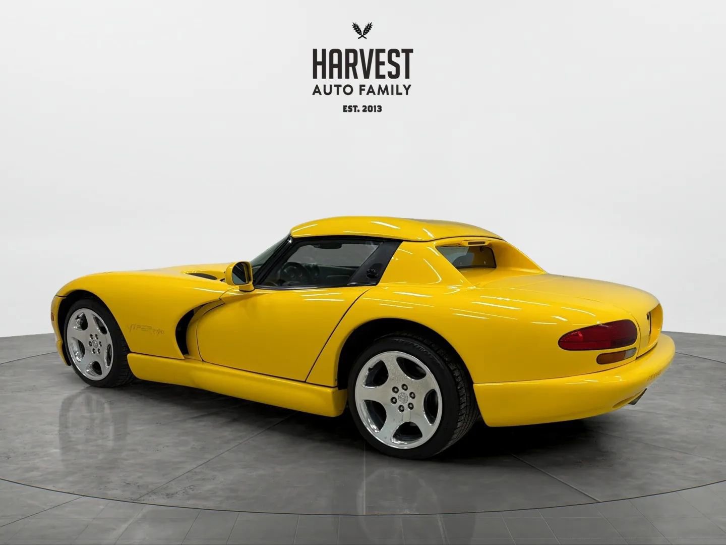 Used 2001 Dodge Viper RT/10 image 3