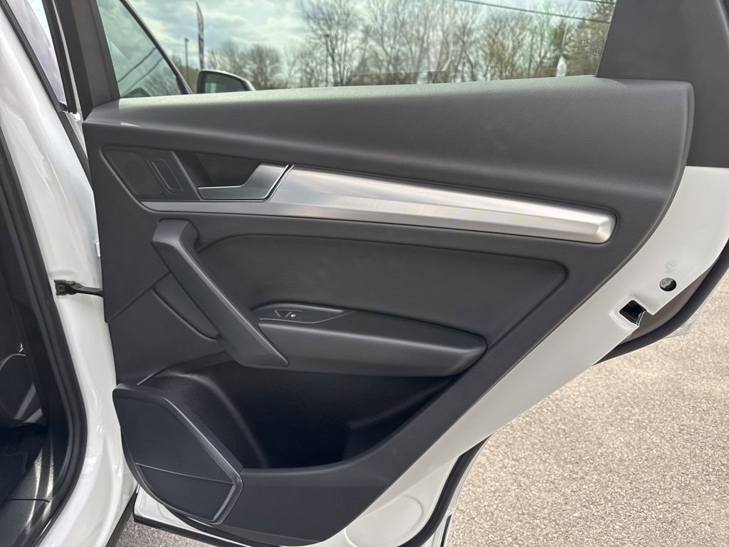 Used 2025 Audi Q5 2.0T Premium image 25