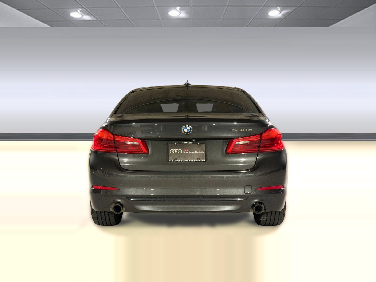 Used 2019 BMW 530e xDrive w/ Executive Package AWD/4WD image 9