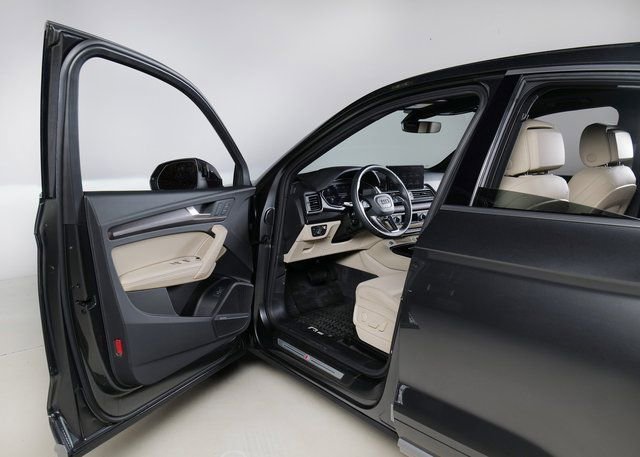 Certified 2023 Audi Q5 2.0T Prestige w/ Prestige Package image 27