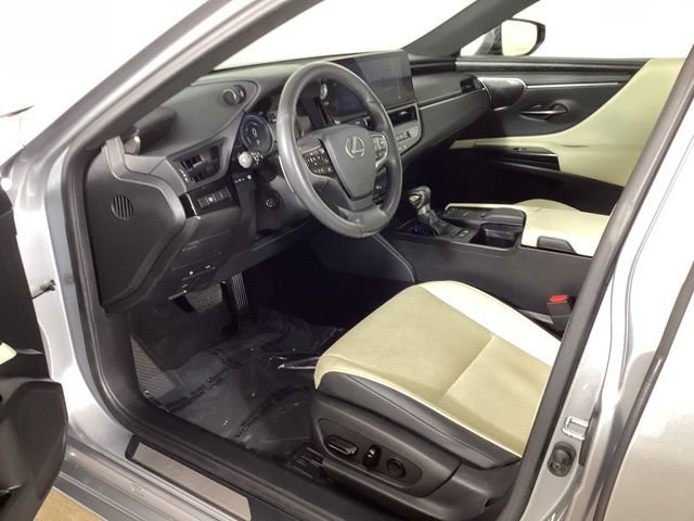 Used 2022 Lexus ES 300h w/ Premium Package FWD image 32