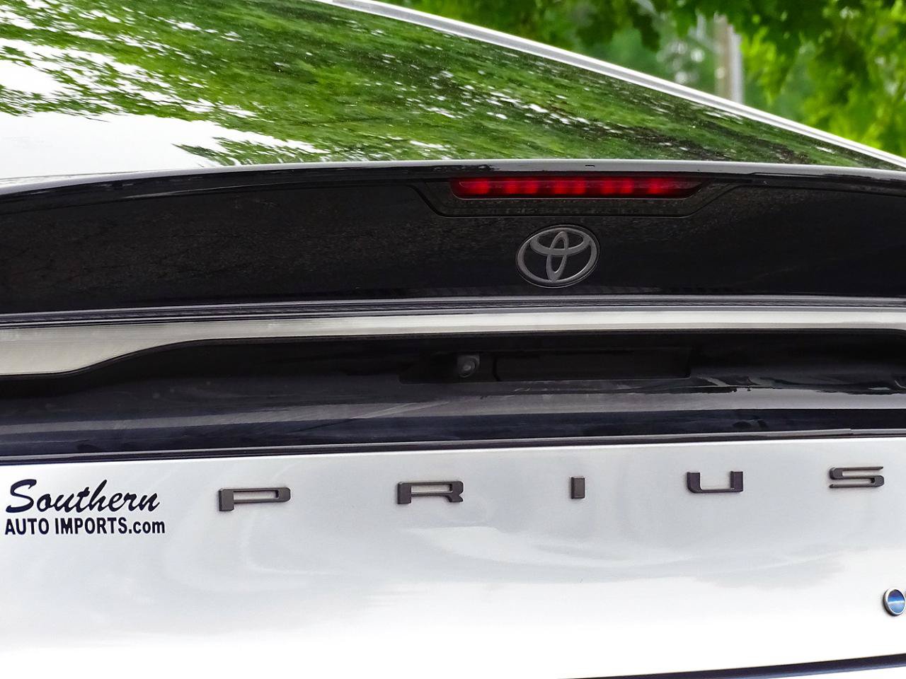 Used 2023 Toyota Prius Prime FWD image 17