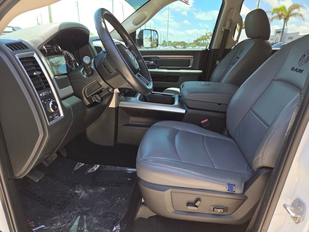 Used 2018 RAM 1500 SLT AWD/4WD image 26