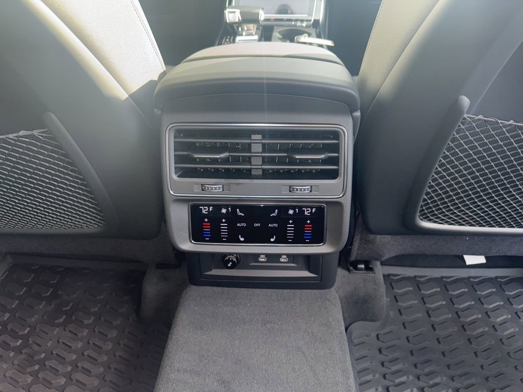 New 2025 Audi Q7 3.0T Premium Plus image 12
