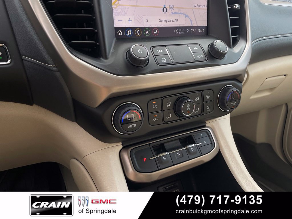 Used 2023 GMC Acadia Denali w/ Denali Ultimate Package FWD image 18