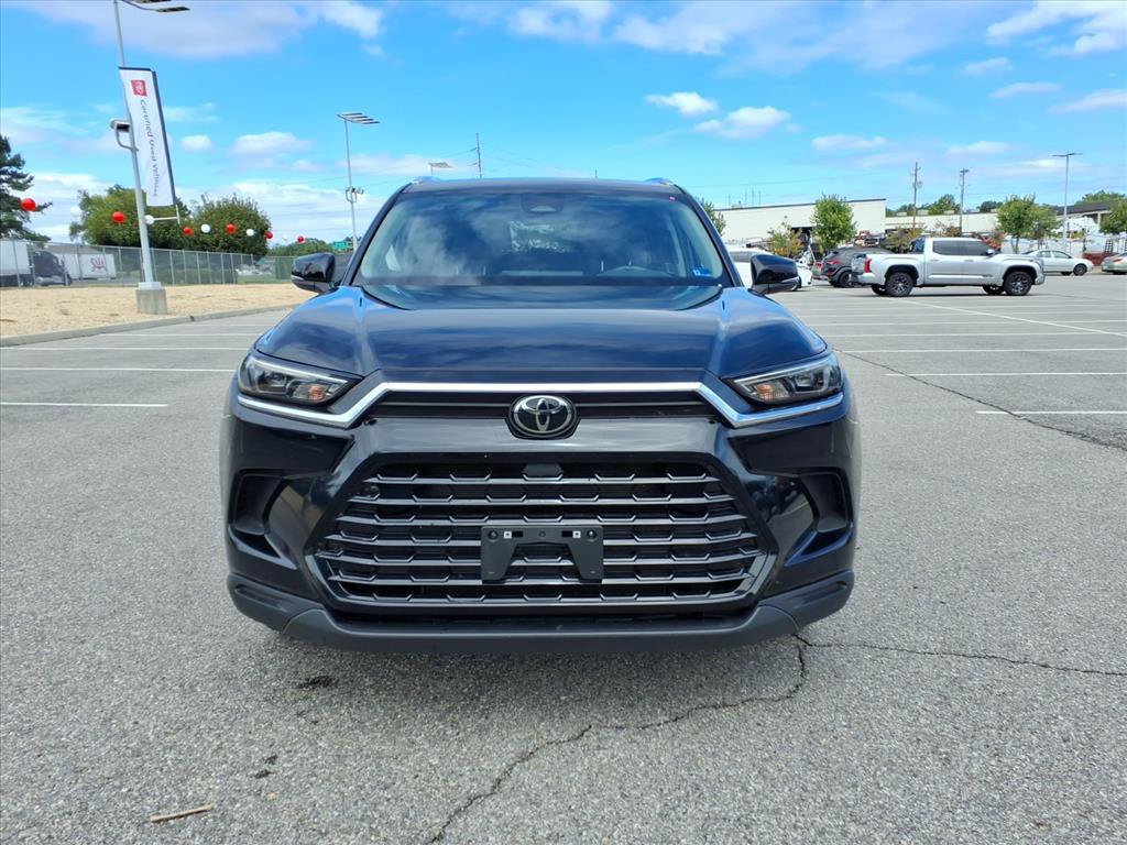 Certified 2025 Toyota Grand Highlander AWD image 10