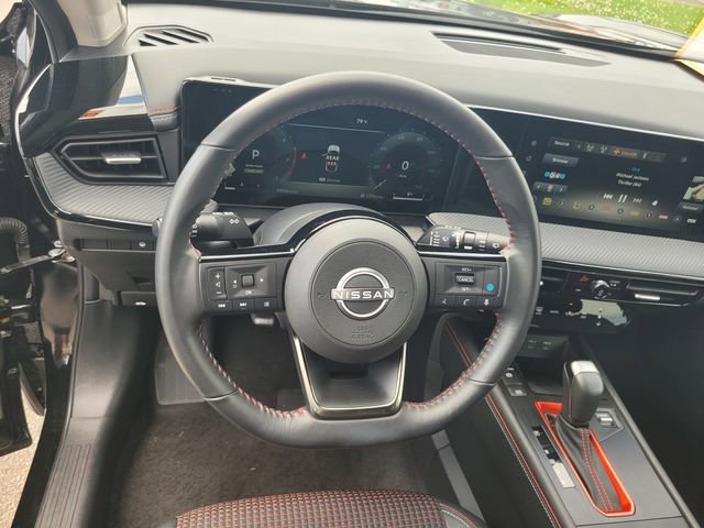 Certified 2025 Nissan Kicks SR AWD/4WD image 30