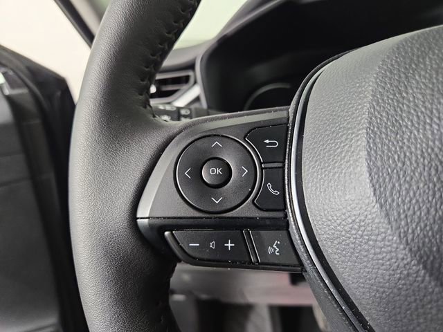 Used 2025 Toyota RAV4 XLE Premium image 22