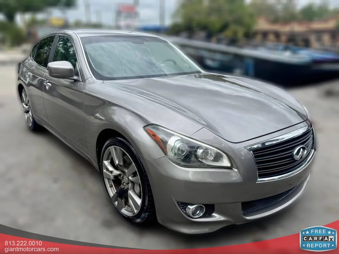 Used 2012 INFINITI M56 M56 Sedan 4D w/ Sport Pkg image 3