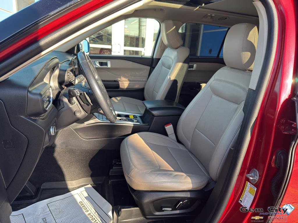 Used 2020 Ford Explorer Limited w/ Class III Trailer Tow Package image 19