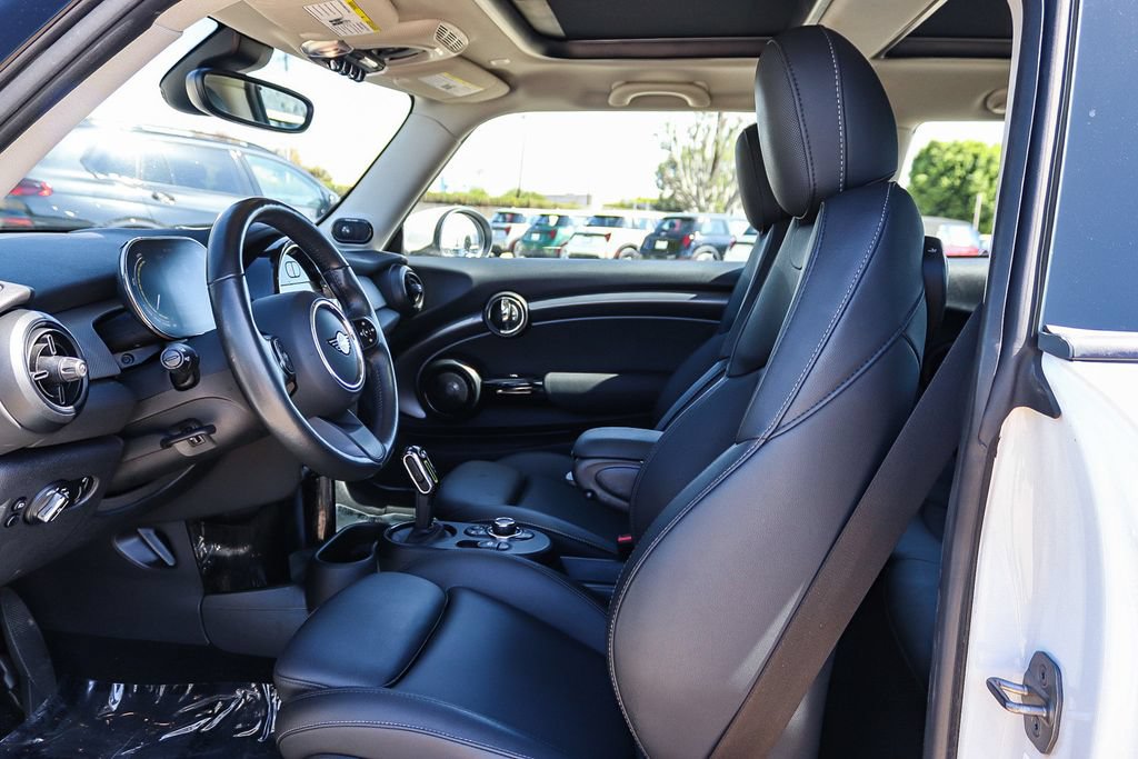 Used 2024 MINI Cooper SE FWD image 27
