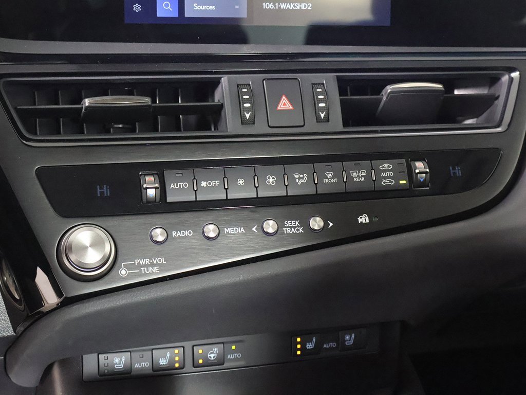 Used 2025 Lexus ES 350 w/ Premium Package image 44