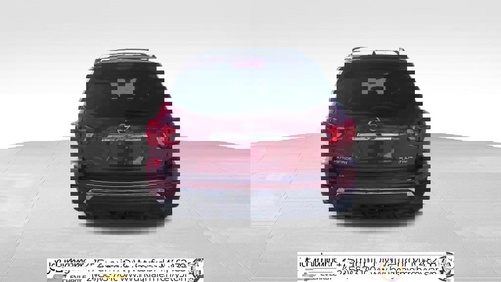 Used 2018 Nissan Pathfinder Platinum image 8