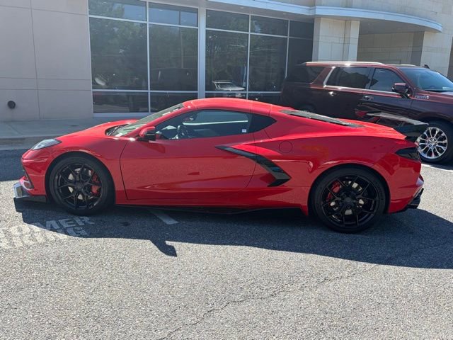 Used 2021 Chevrolet Corvette Stingray Preferred Cpe w/ Z51 Performance Package RWD image 4