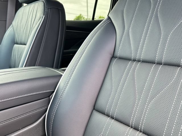 New 2026 Buick Enclave Avenir w/ Super Cruise Package AWD/4WD image 35