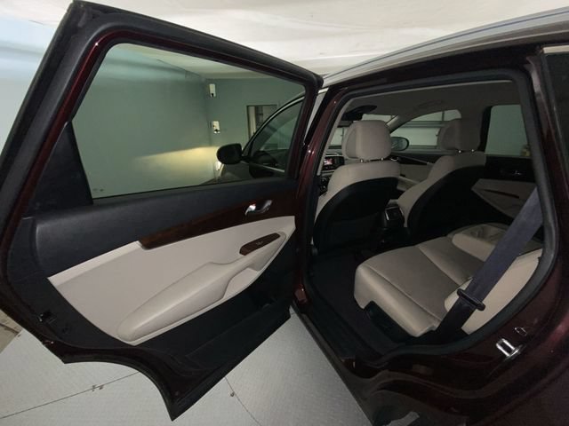 Used 2016 Kia Sorento AWD w/ LX Convenience Package image 21