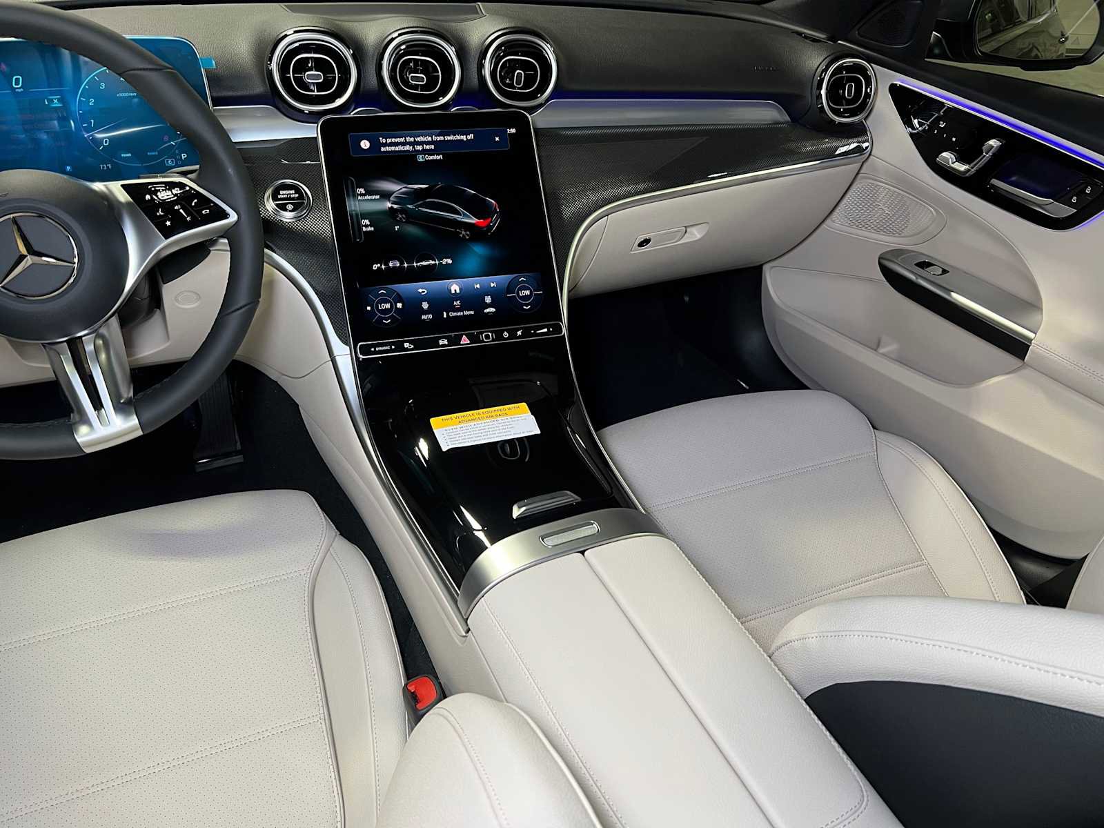 Used 2025 Mercedes-Benz C 300 4MATIC Sedan image 30