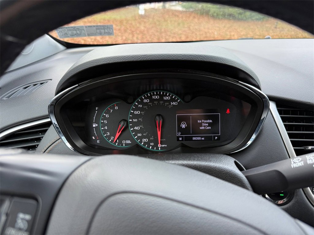 Used 2019 Chevrolet Trax LT w/ LT Convenience Package image 16