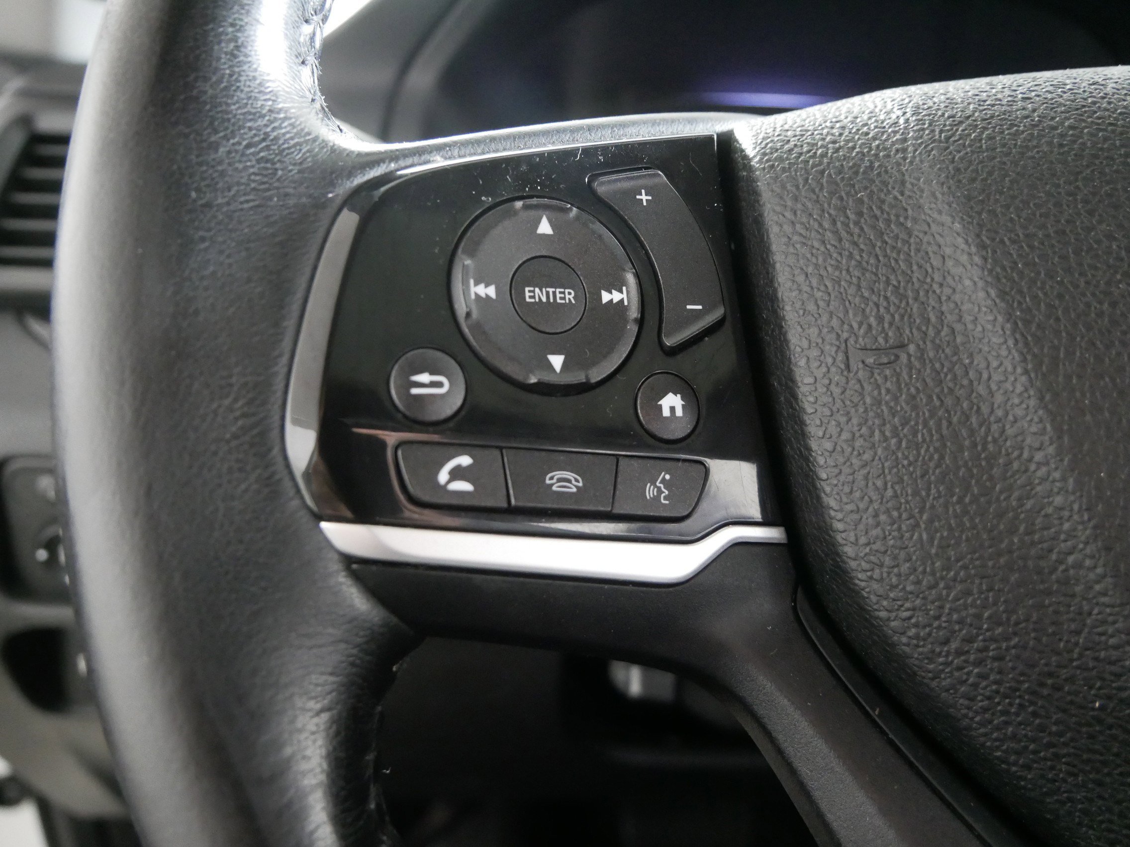 Used 2019 Honda Pilot Touring image 27