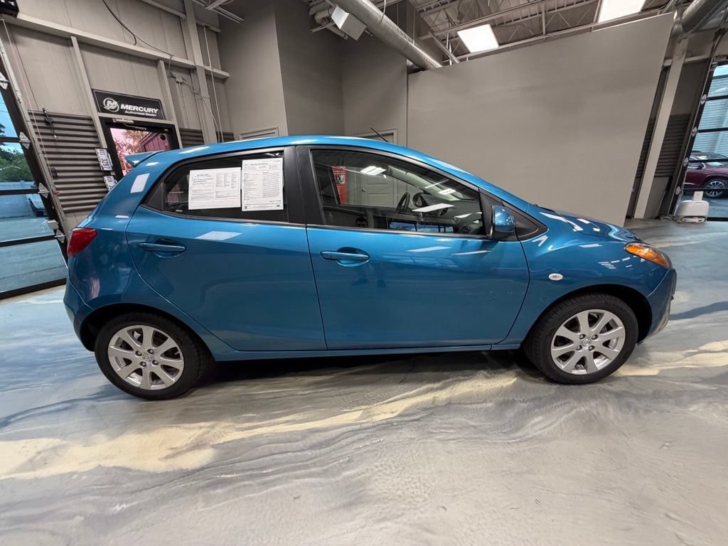 Used 2011 MAZDA MAZDA2 Touring FWD image 24