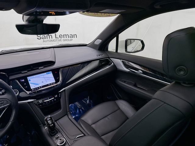 Used 2024 Cadillac XT6 Premium Luxury w/ Technology Package image 27