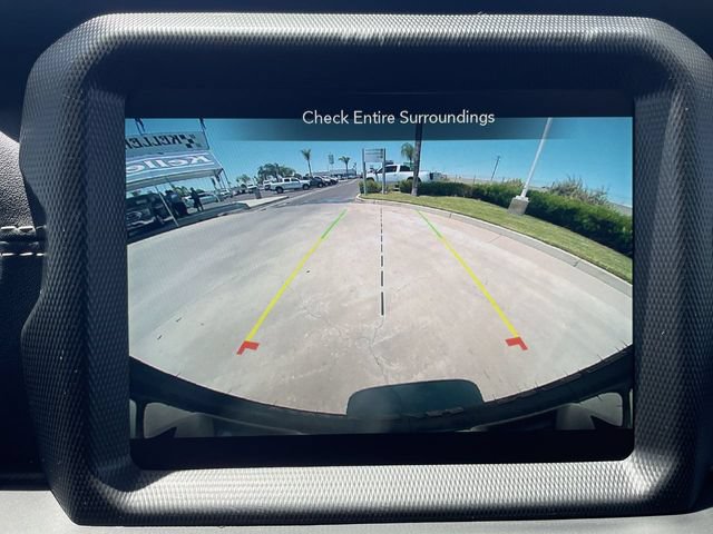 Used 2021 Jeep Wrangler Unlimited Sahara AWD/4WD image 15