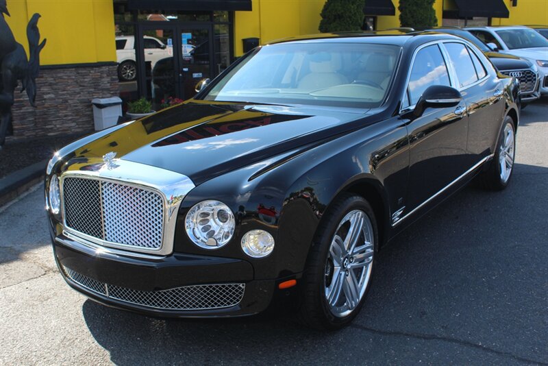 Used 2013 Bentley Mulsanne RWD image 3