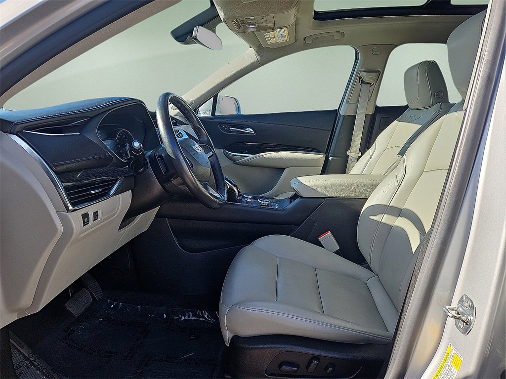 Used 2020 Cadillac XT4 Premium Luxury w/ Driver Awareness Package image 20