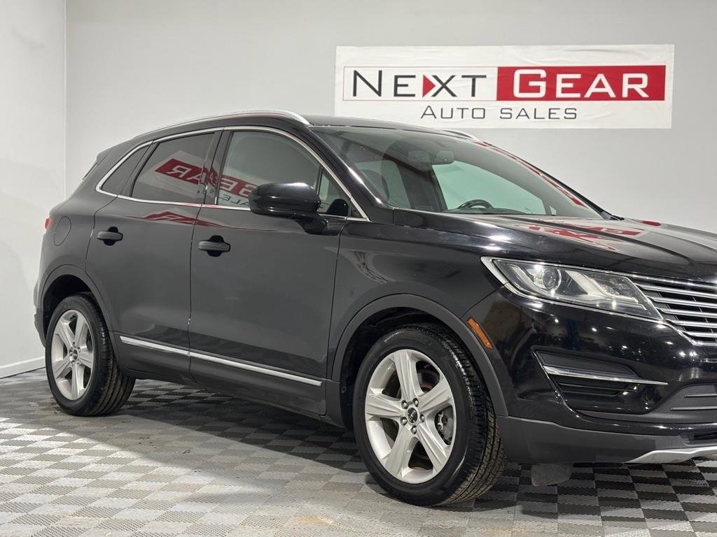 Used 2016 Lincoln MKC Premiere image 2
